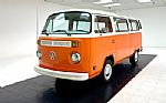 1974 Volkswagen Type 2 Kombi Bus