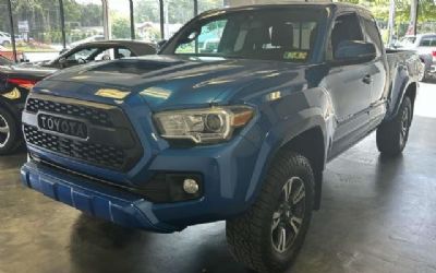 Photo of a 2016 Toyota Tacoma Truck for sale