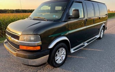 Photo of a 2004 Chevrolet Express 1500 3DR Cargo 135 In. WB for sale