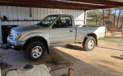 Photo of a 2000 Toyota Tacoma Prerunner for sale