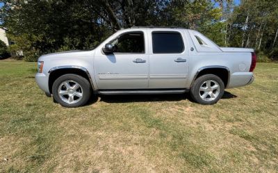 2013 Chevrolet Avalanche 