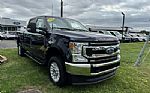 2022 Super Duty F-250 SRW Thumbnail 2