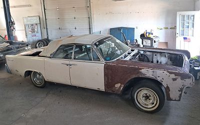 Photo of a 1961 Lincoln Continental 4 Door Convertible for sale