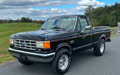 Photo of a 1988 Ford F150 XLT Lariat for sale