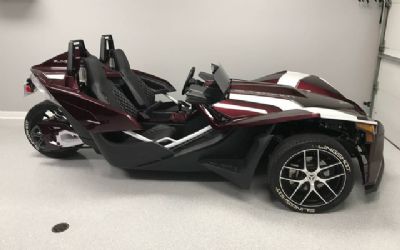 Photo of a 2017 Polaris Slingshot® SL for sale