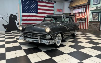 Photo of a 1955 Ford Fairlane for sale