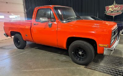 Photo of a 1985 GMC 1500 Square Body Short Box 2WD Pickup for sale