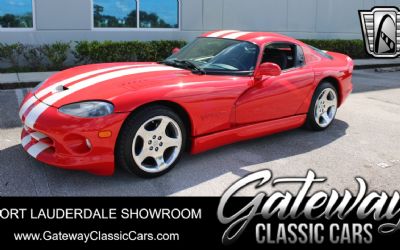 Photo of a 2002 Dodge Viper GTS for sale