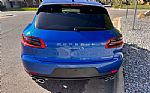 2016 Macan Thumbnail 6