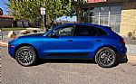 2016 Macan Thumbnail 11