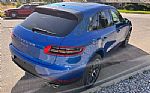 2016 Macan Thumbnail 17