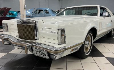 Photo of a 1979 Lincoln Mark V Collector Edition for sale