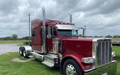 Photo of a 2023 Peterbilt 389 for sale