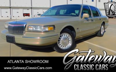 Photo of a 1996 Lincoln Town Car for sale