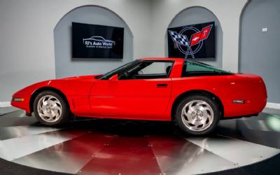 1993 Chevrolet Corvette Base 2DR Hatchback