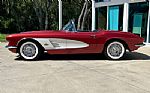 1961 Corvette Thumbnail 12