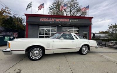 Photo of a 1977 Ford Thunderbird Sedan for sale