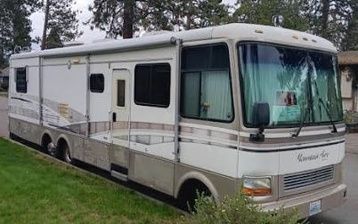 Photo of a 1996 Newmar Mountain Aire for sale