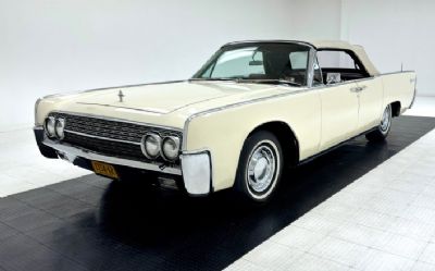 Photo of a 1962 Lincoln Continental Convertible for sale