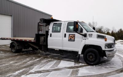 Photo of a 2007 GMC 5500 Crewcab Roll Off Truck for sale