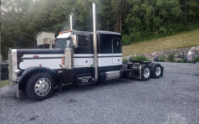 Photo of a 2002 Peterbilt 379 EX for sale