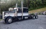 2002 Peterbilt 379