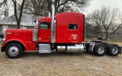 Photo of a 2016 Peterbilt 389 for sale