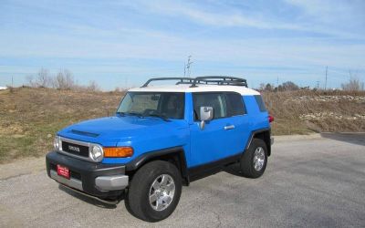 Photo of a 2007 Toyota FJ Cruiser All Options 2 Owner for sale