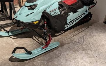 Photo of a 2024 Ski-Doo Freeride 146 850 E-TEC® Turbo R 2.5 for sale