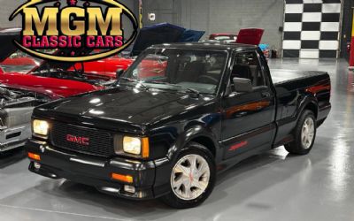 Photo of a 1991 GMC Syclone Syclone AWD 2DR Turbo Standard Cab SB for sale