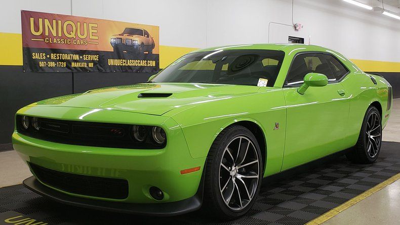 2015 Challenger R/T Scat Pack Coupe Image