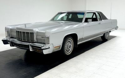 Photo of a 1976 Lincoln Continental Town Coupe for sale