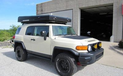 Photo of a 2010 Toyota FJ Cruiser-Trail Edition All Options 1 Owner-Supercharged for sale