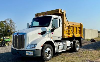 Photo of a 2022 Peterbilt 579 for sale