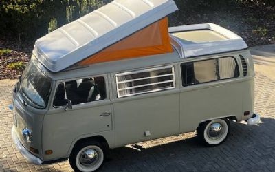 Photo of a 1970 Volkswagen Vanagon Westfalia Samba for sale