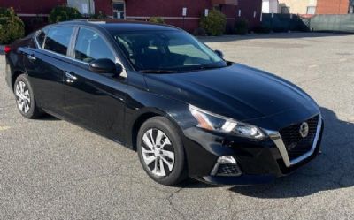 Photo of a 2021 Nissan Altima 2.5 S Sedan for sale