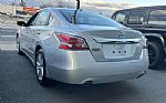 2015 Altima Thumbnail 23