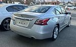 2015 Altima Thumbnail 24