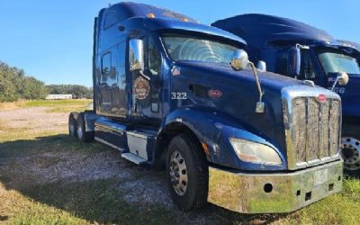 Photo of a 2013 Peterbilt 587 for sale