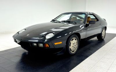 Photo of a 1984 Porsche 928 S Coupe for sale