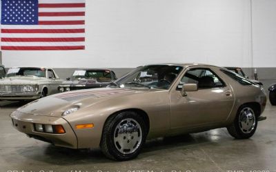 1982 Porsche 928 