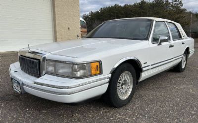 Photo of a 1991 Lincoln Town Car Base 4DR Sedan for sale