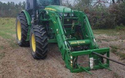 2016 John Deere 6120E 