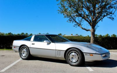 Photo of a 1986 Chevrolet Corvette 2DR Hatchback Coupe for sale