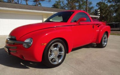 Photo of a 2004 Chevrolet SSR Pickup Roadster for sale