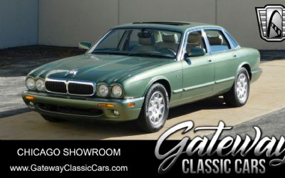 Photo of a 1999 Jaguar XJ8 for sale