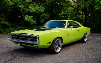 1970 Dodge Charger R/T Hemi Powered V8 5 1970 Dodge Charger R/T 392 Hemi Powered V8 Pro-Touring Restomod