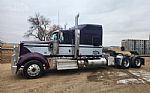 2022 Kenworth W900L