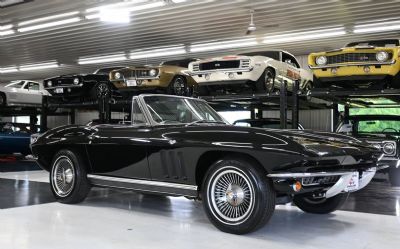 Photo of a 1966 Chevrolet Corvette Stingray Roadster Convertible for sale