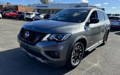 Photo of a 2020 Nissan Pathfinder SUV for sale